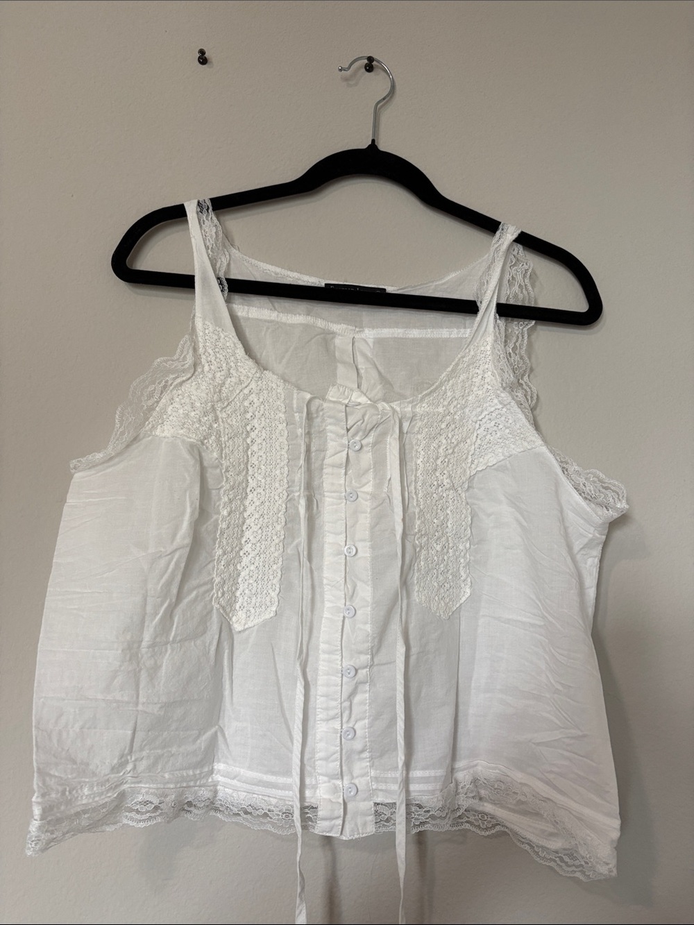 Women’s White Lace-Trim Button Front Camisole